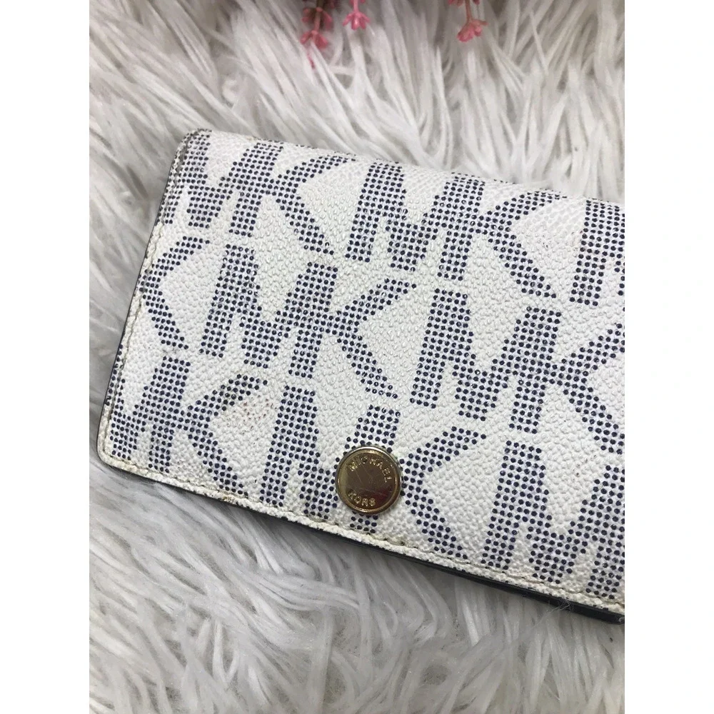 MICHAEL KORS Jet Set Travel Logo Credit Cards slot Folds Small size Wallet 5